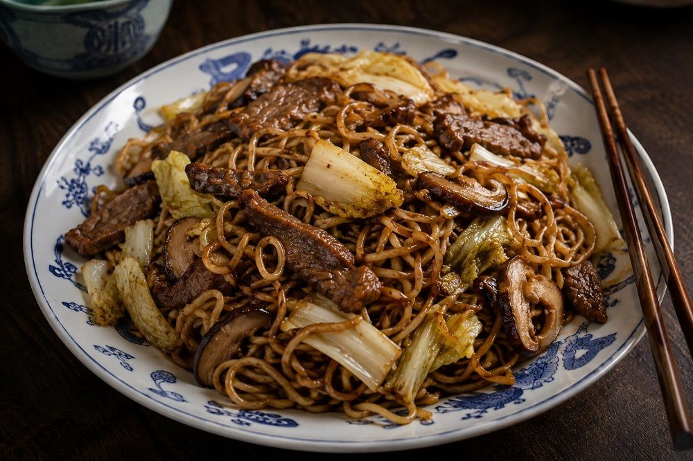 Kantoni marhahúsos chow mein
